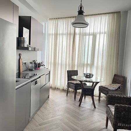 Tamuna'S Cozy Apartment Batumi Esterno foto