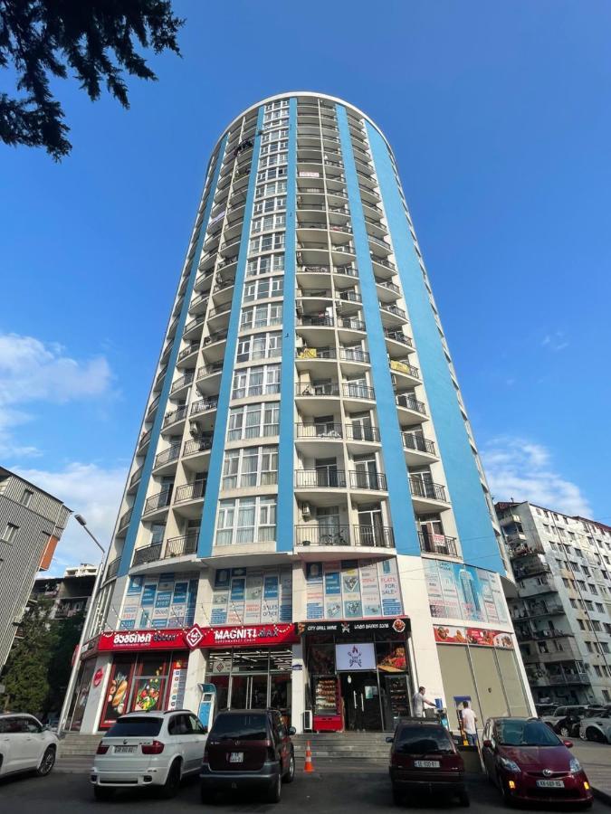 Tamuna'S Cozy Apartment Batumi Esterno foto